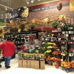 does Shoprite sell flowers: A Diverse Retail Experience and Its Unexpected Floral Connections