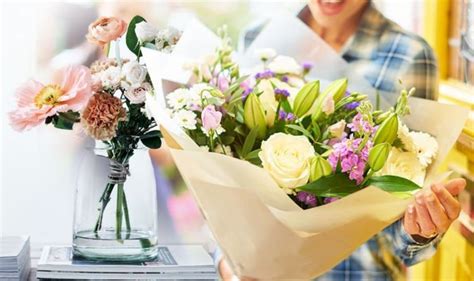 how to send someone flowers in another state and why is it important to choose the right time of year?